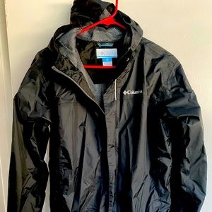 Columbia boys raincoat size XL like new